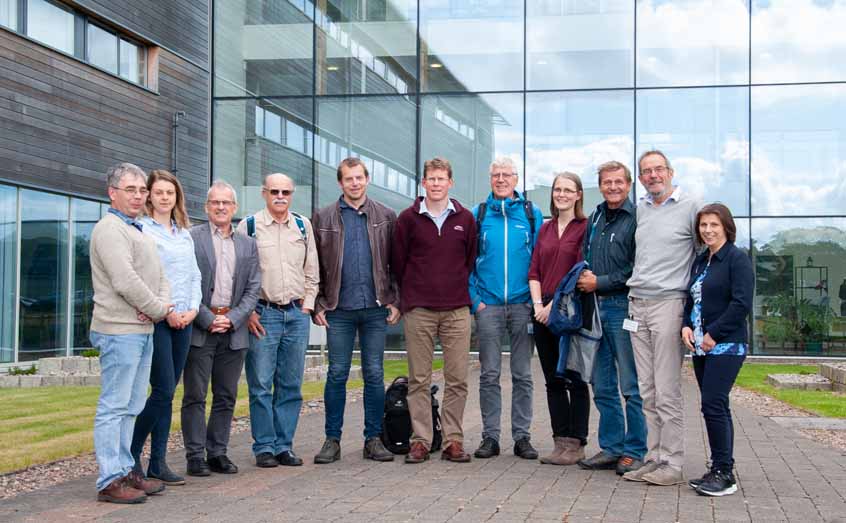 Visitors from the Norwegian marine consultancy and research company Akvaplan-niva with some of the SAMS staff they met.